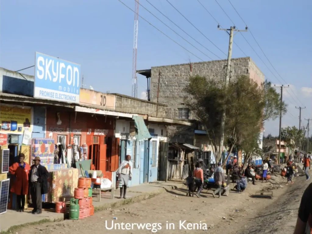On the road in Kenya: Village near the Gituru Secondary School